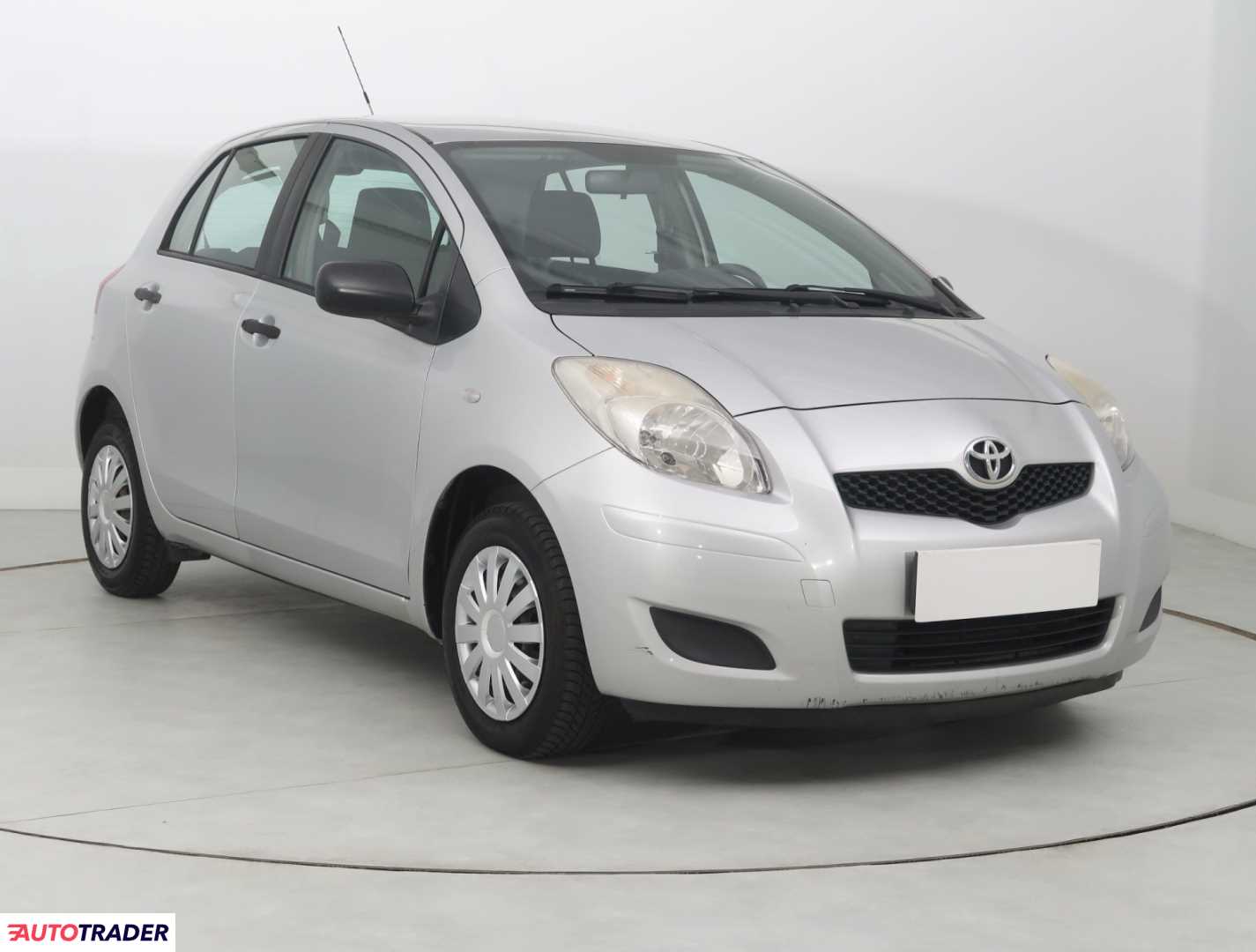 Toyota Yaris 2010 1.0 68 KM