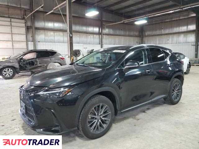 Lexus NX 2.0 benzyna 2023r. (DES MOINES)