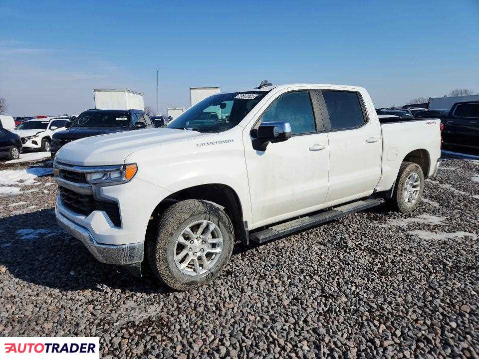Chevrolet Silverado 2025 5