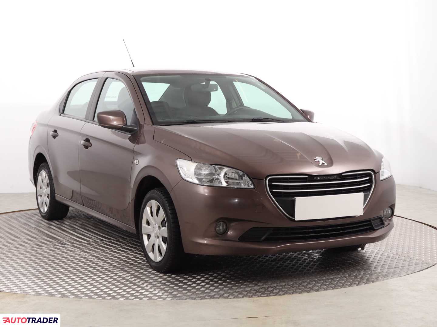 Peugeot 301 1.2 71 KM 2015r. (Piaseczno)