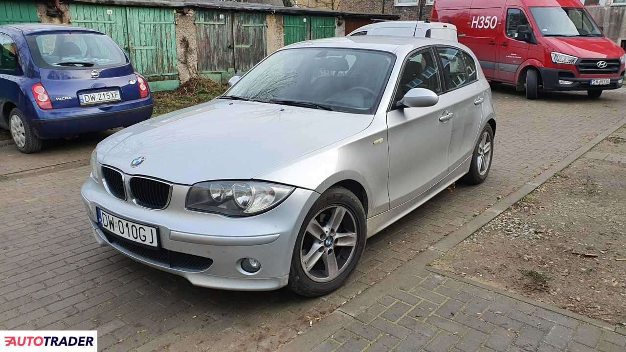 BMW 118 2006 2 122 KM