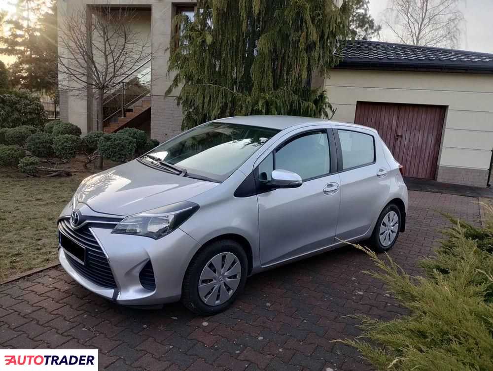 Toyota Yaris 2016 1.0 69 KM