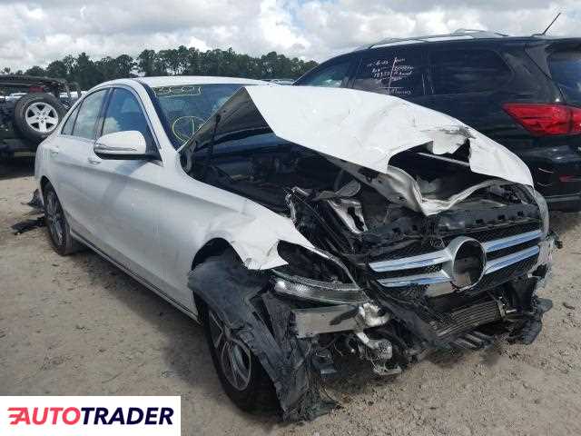 Mercedes 300 2015 2 Mercedes 300 2015 2