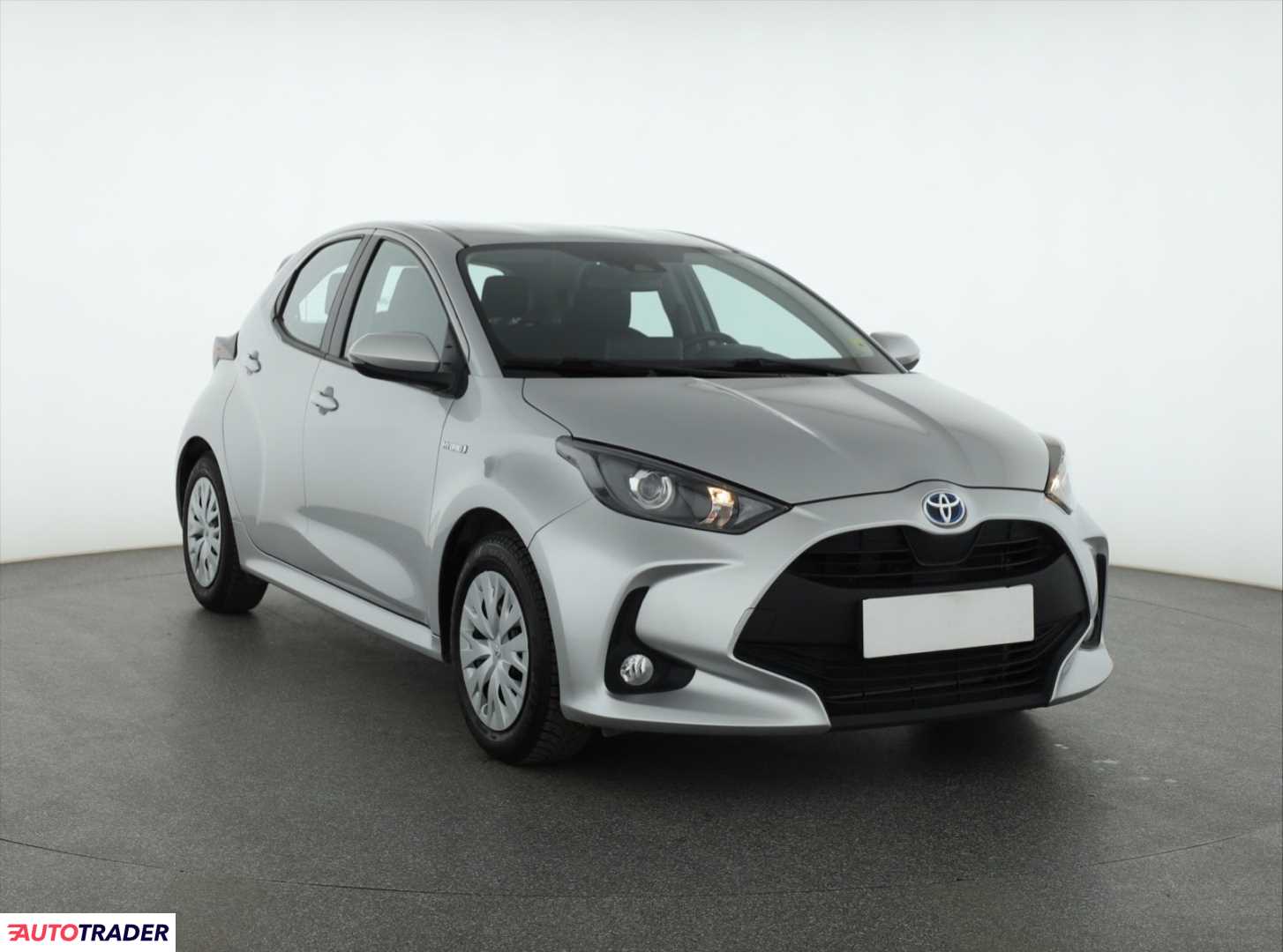 Toyota Yaris 2020 1.5 113 KM