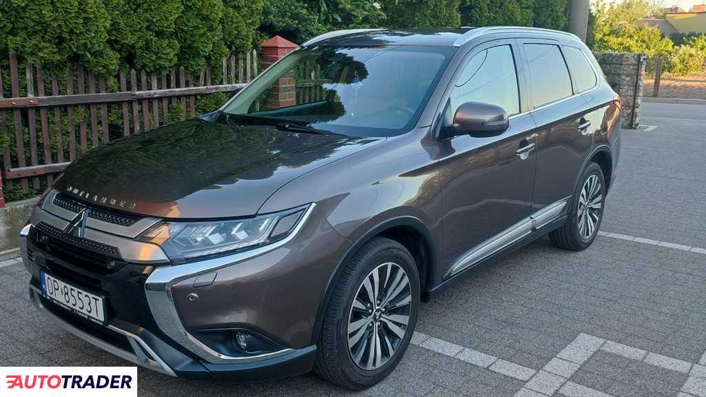 Mitsubishi Outlander 2018 2.0 150 KM