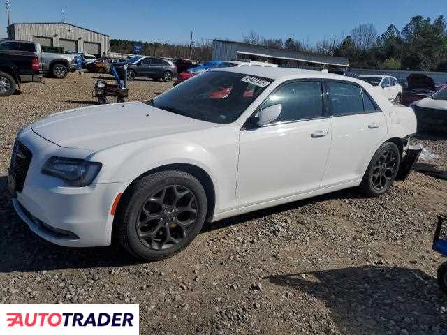 Chrysler 300C 2019 3