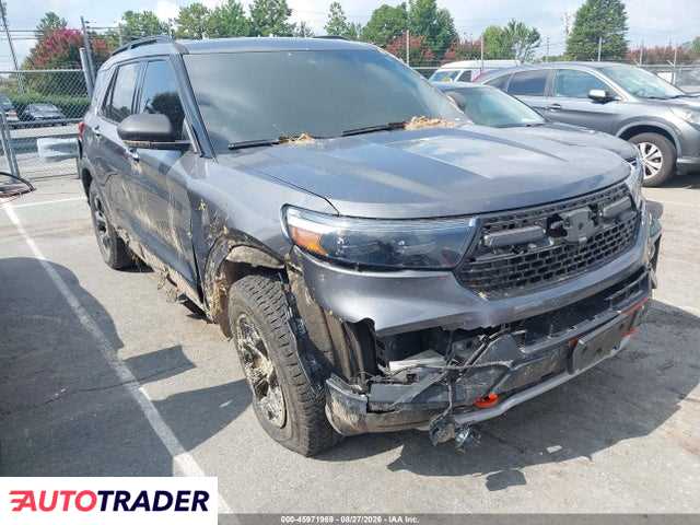 Ford Explorer 2022 2