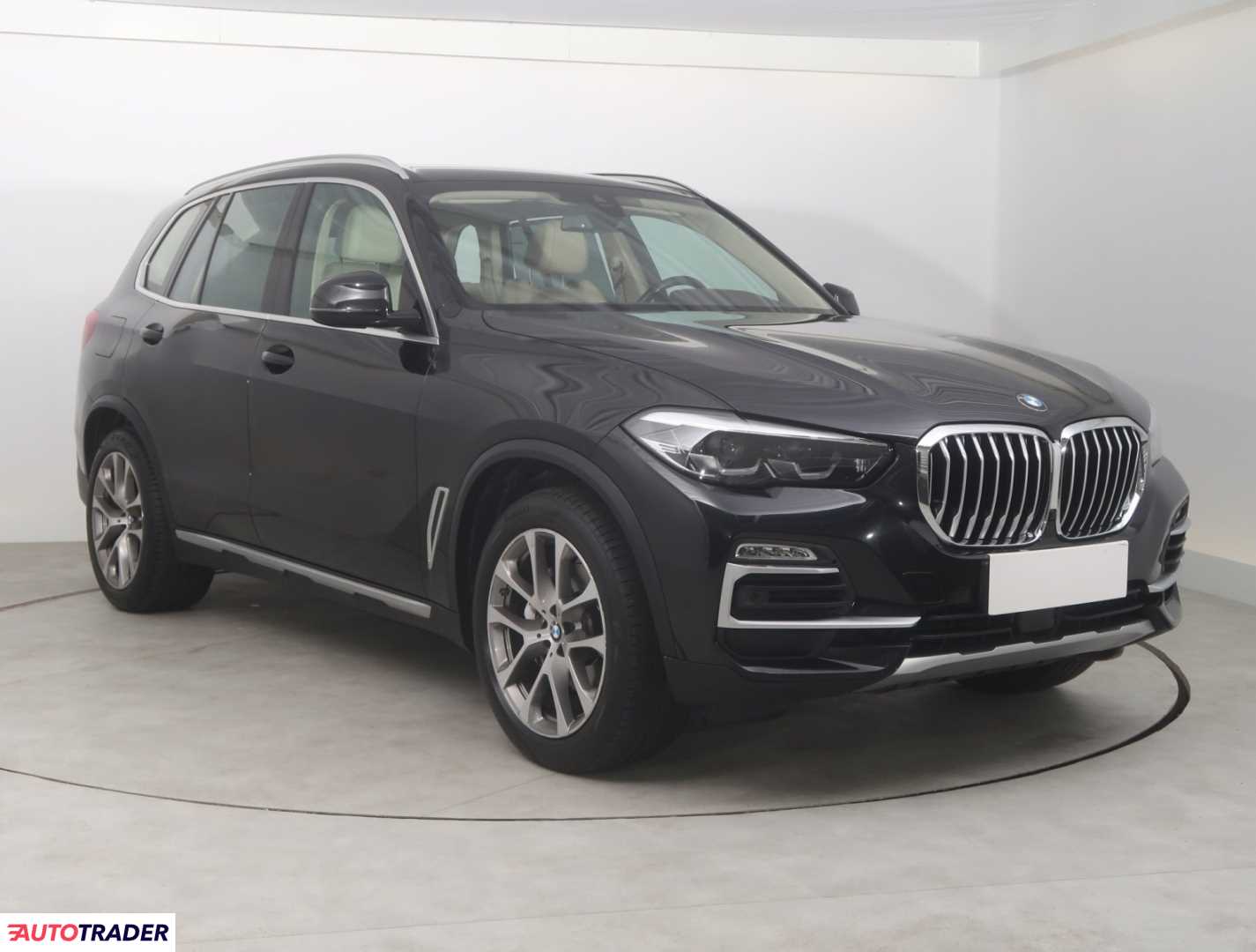 BMW X5 2019 3.0 335 KM BMW X5 2019 3.0 335 KM