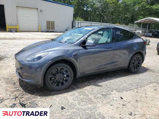 Tesla Model Y 2023 Tesla Model Y 2023