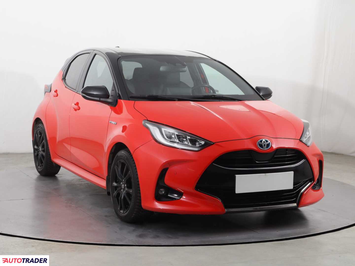 Toyota Yaris 2020 1.5 113 KM