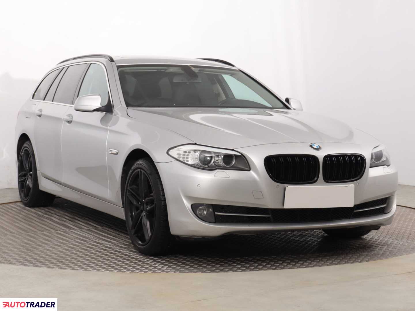 BMW 520 2010 2.0 181 KM