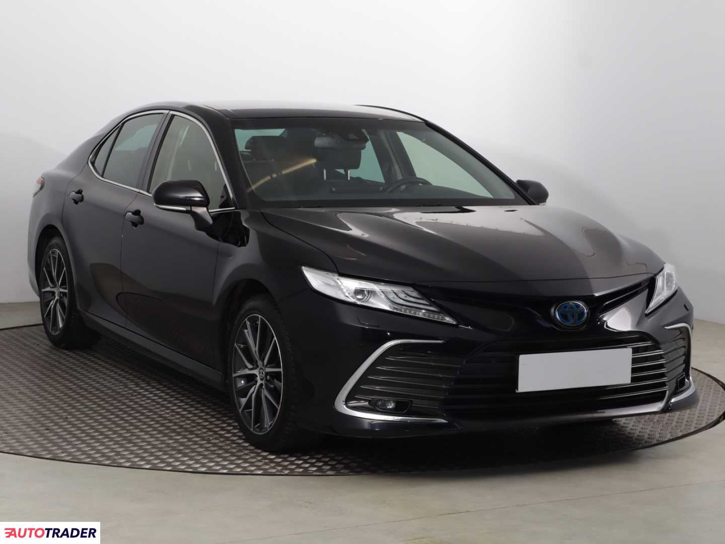 Toyota Camry 2021 2.5 214 KM