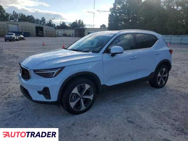 Volvo XC40 2024 2