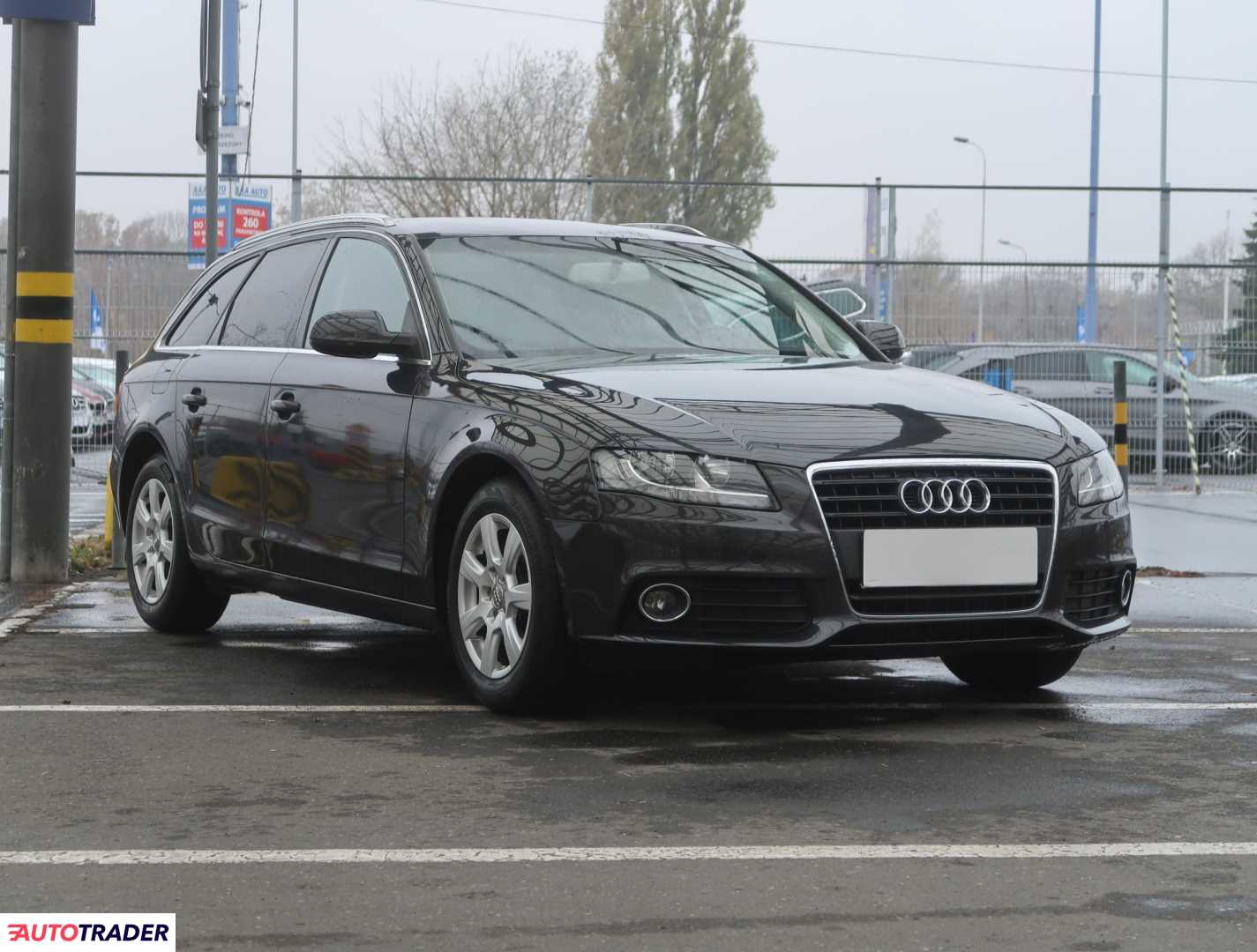 Audi A4 2011 1.8 118 KM