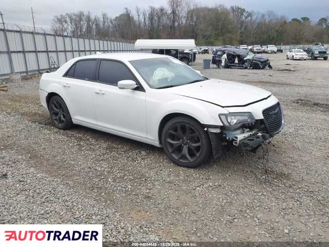 Chrysler 300C 2020 3