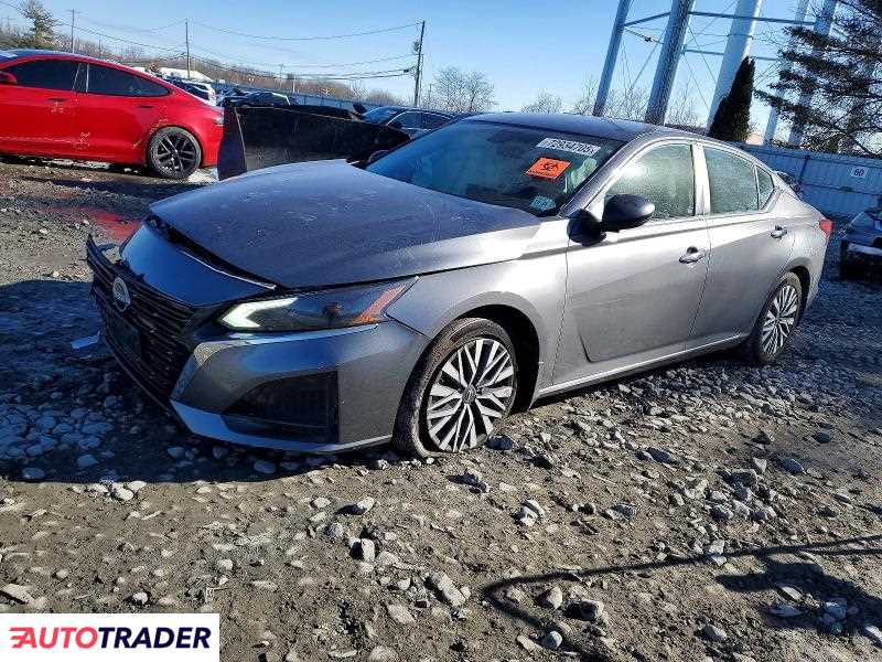 Nissan Altima 2024 2