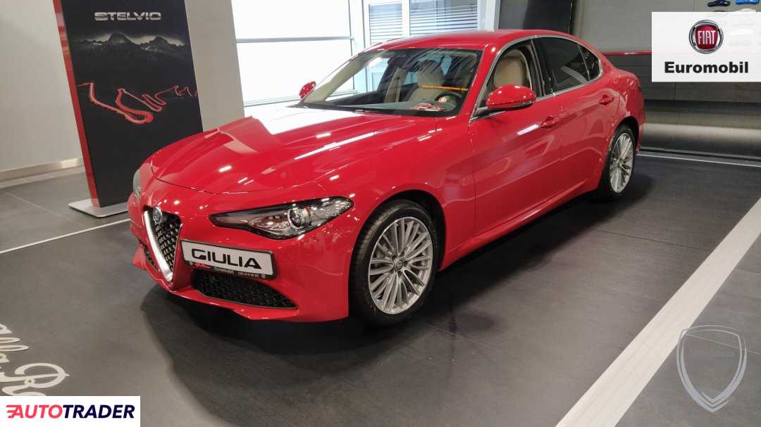 Alfa Romeo Giulia 2019 2.0 280 KM Alfa Romeo Giulia 2019 2.0 280 KM