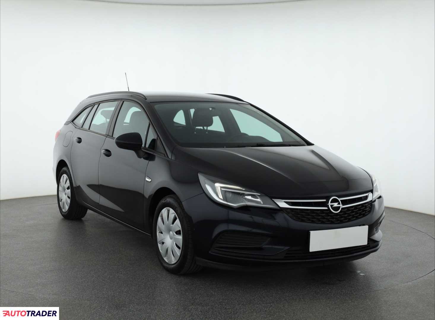 Opel Astra 2019 1.6 108 KM