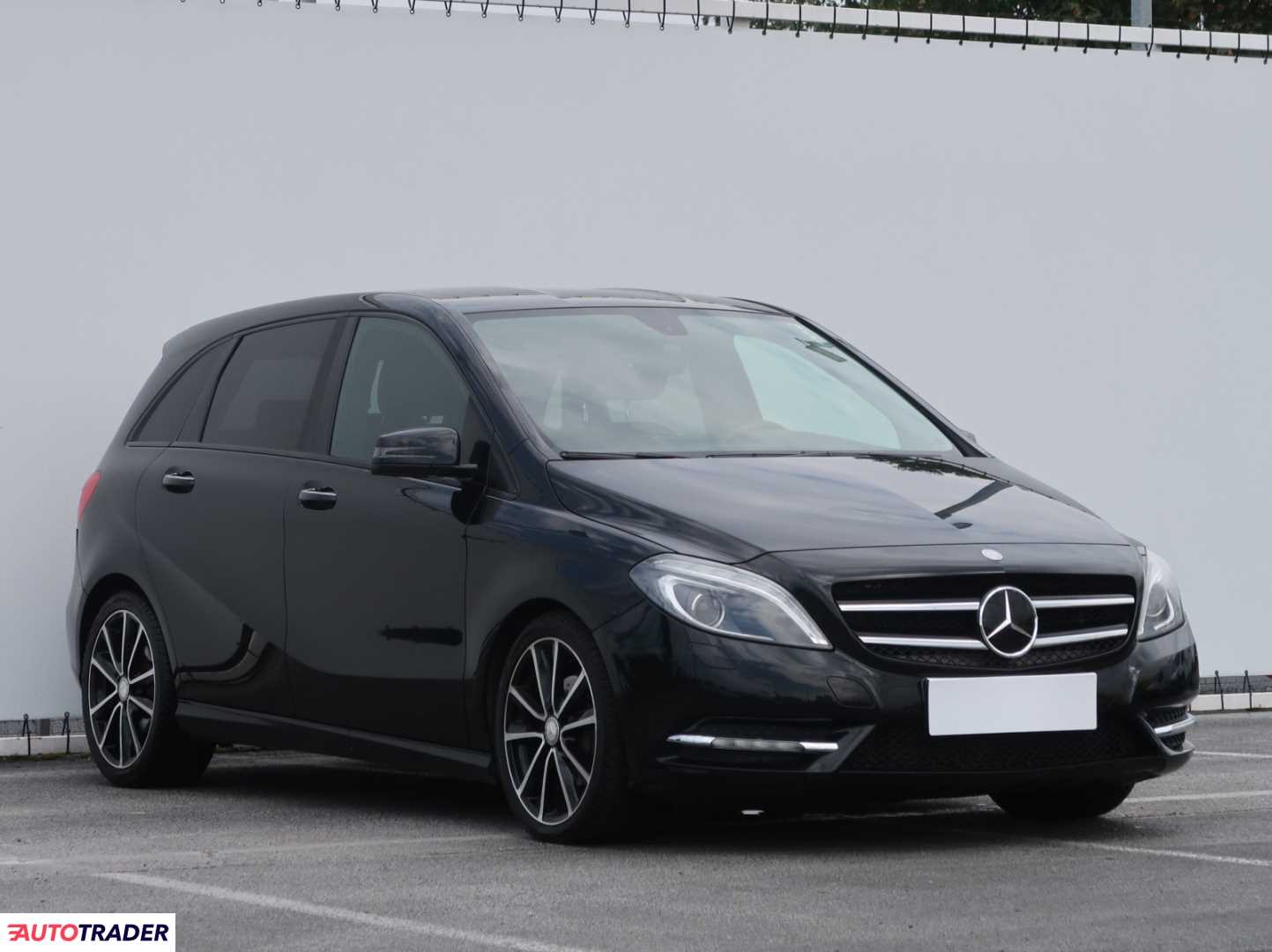 Mercedes B-klasa 2013 1.6 120 KM Mercedes B-klasa 2013 1.6 120 KM