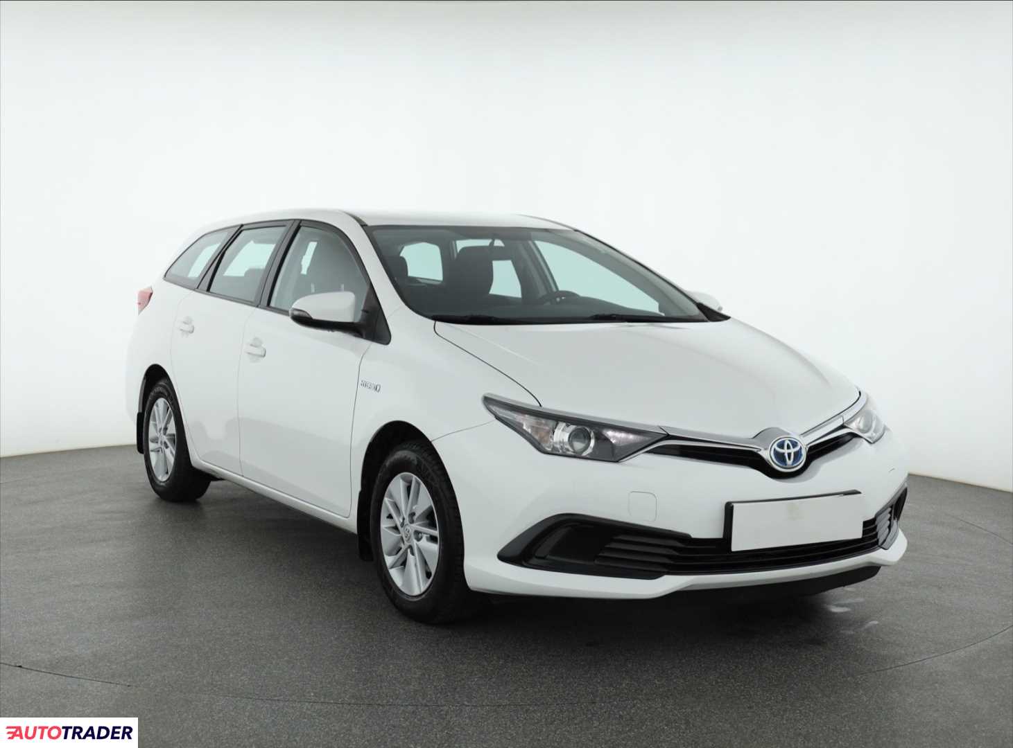 Toyota Auris 2018 1.8 134 KM