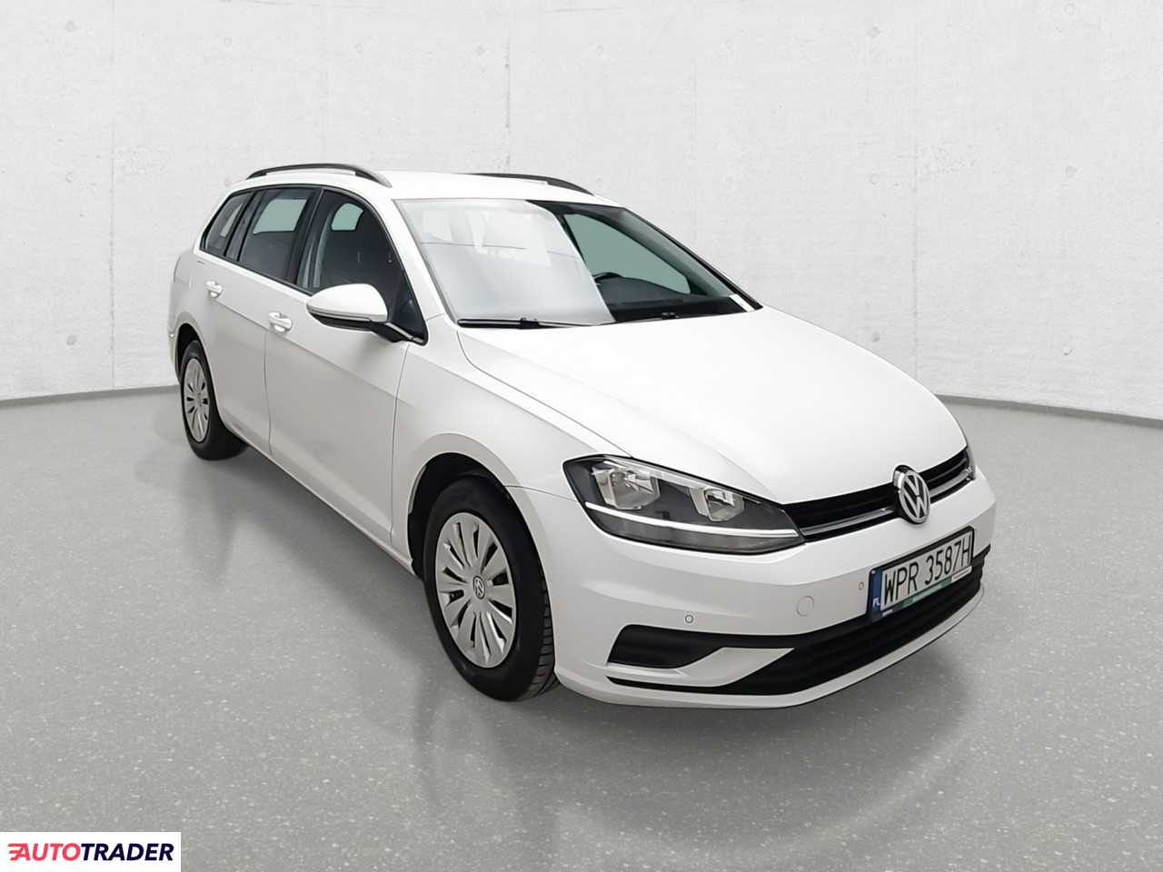 Volkswagen Golf 1.6 diesel 116 KM 2020r. (Komorniki)