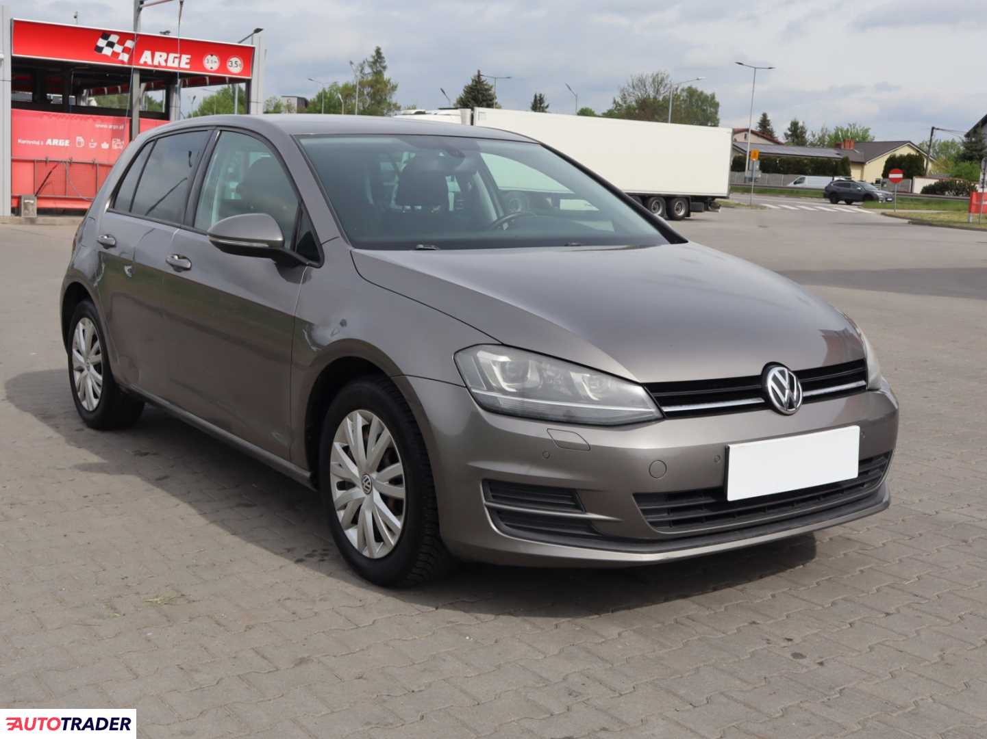 Volkswagen Golf 2014 1.2 103 KM