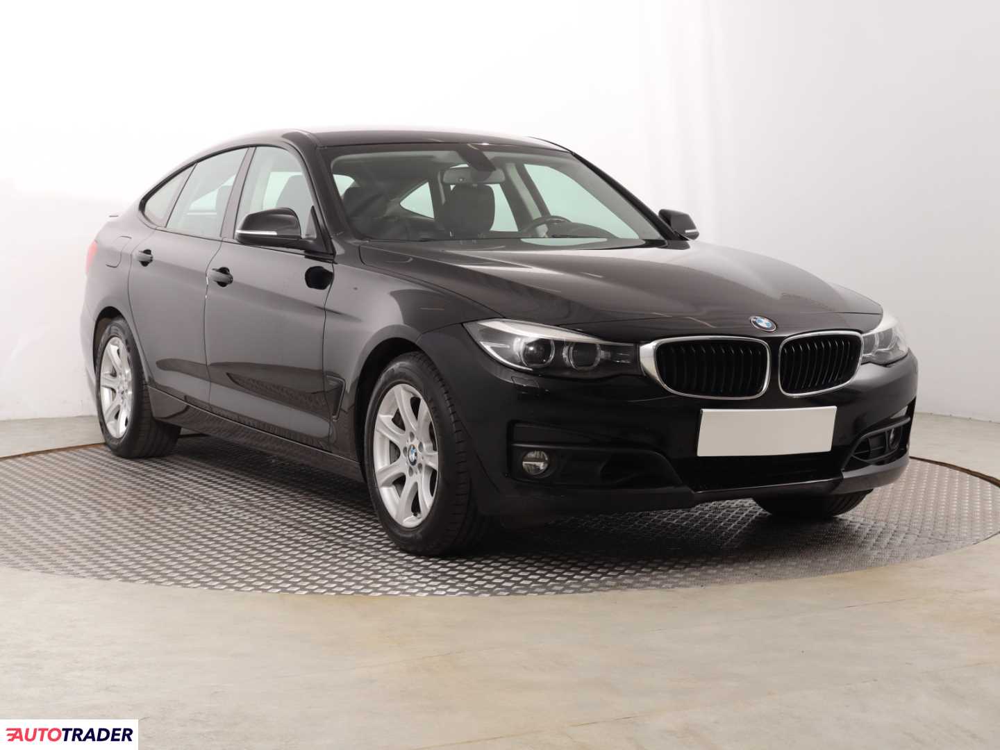 BMW 320 Gran Turismo 2017 2.0 181 KM