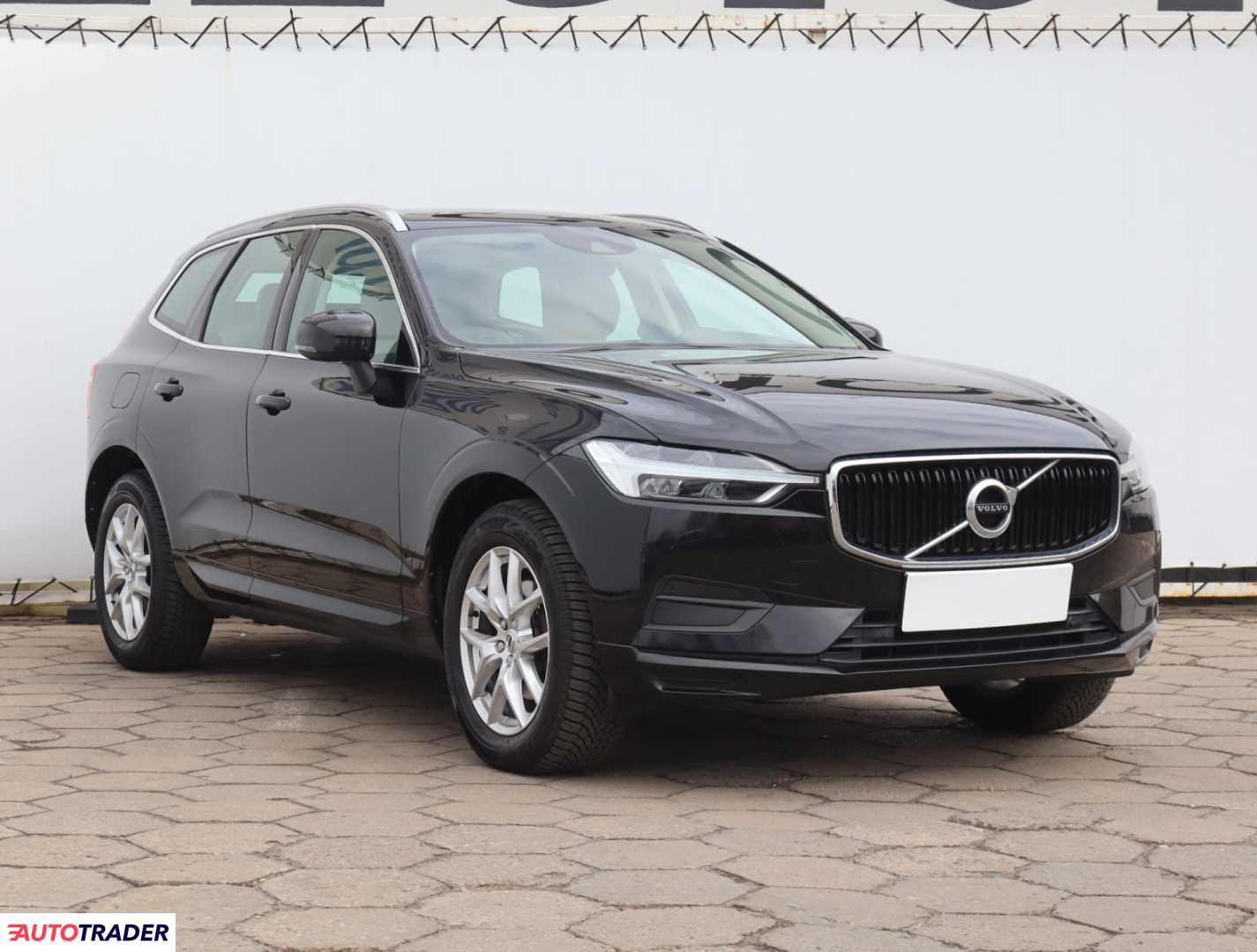 Volvo XC60 2020 2.0 187 KM