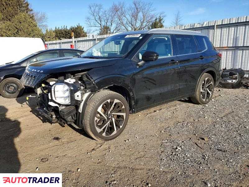 Mitsubishi Outlander 2024 2