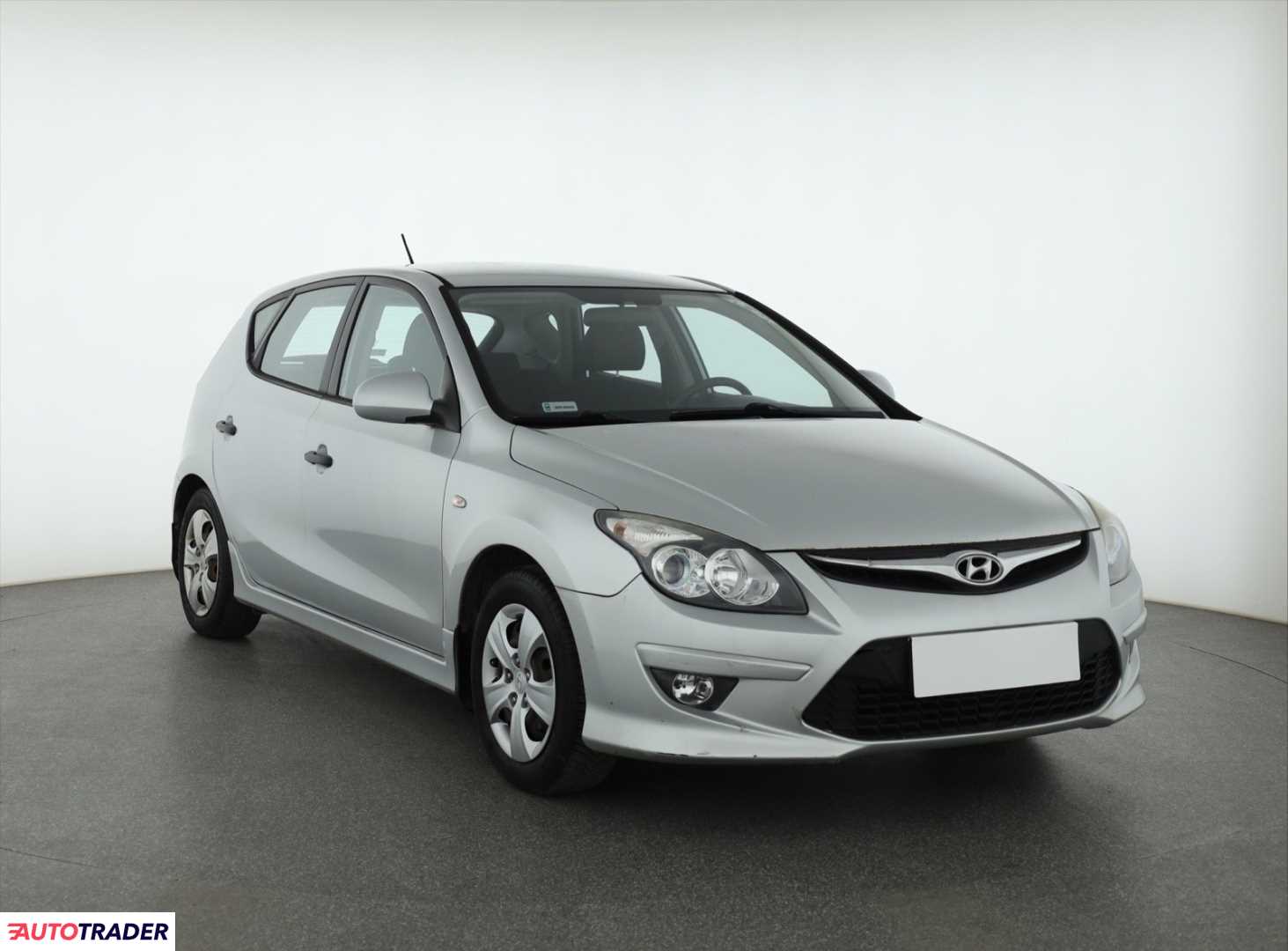 Hyundai i30 2010 1.4 107 KM Hyundai i30 2010 1.4 107 KM