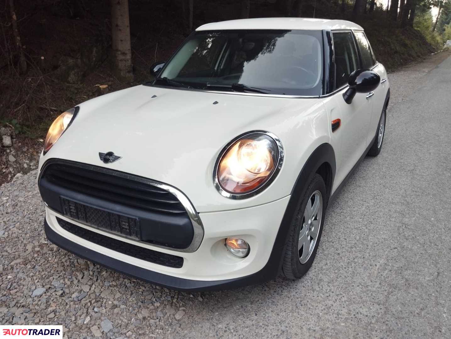 Mini One 2018 1.5 102 KM