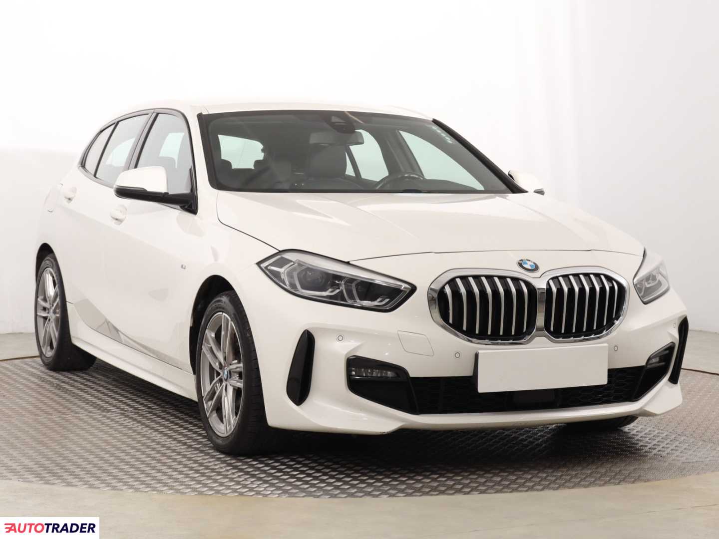 BMW 118 2020 1.5 138 KM BMW 118 2020 1.5 138 KM