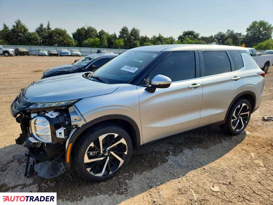 Mitsubishi Outlander 2024 2