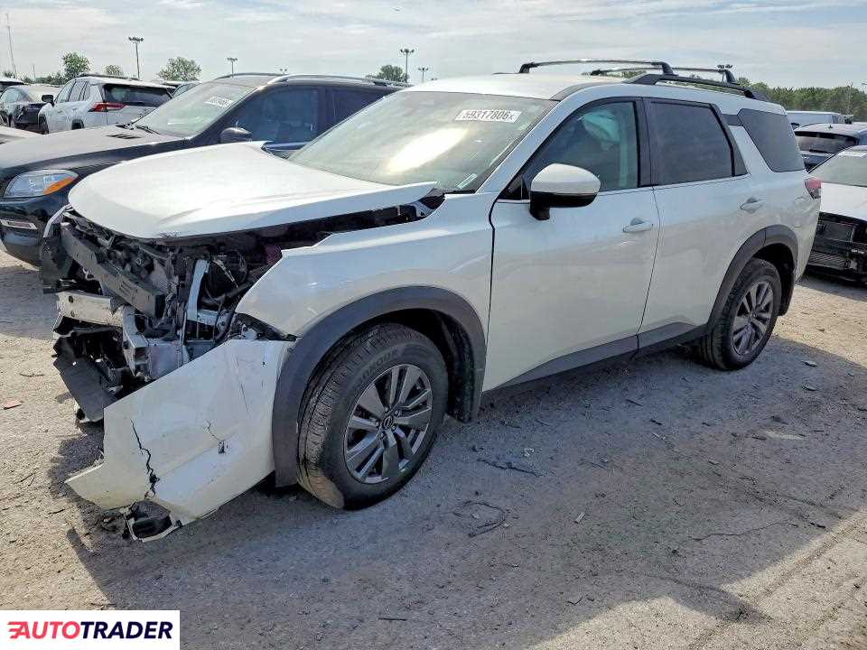 Nissan Pathfinder 2023 3