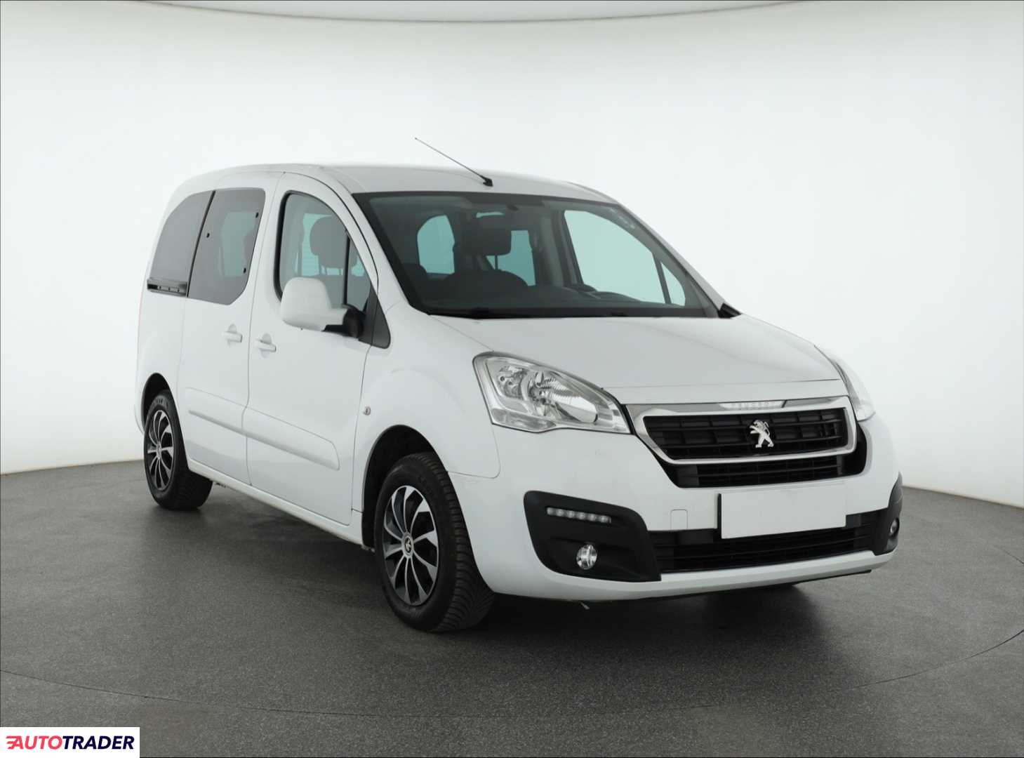 Peugeot Partner 1.6 97 KM 2017r. (Piaseczno)