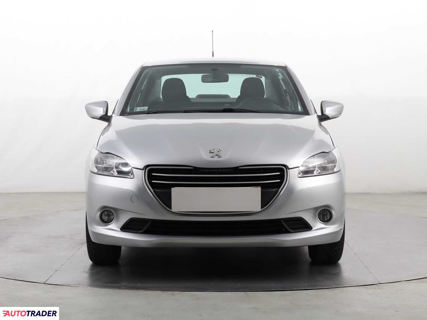 Peugeot 301 1.6 113 KM 2016r. (Piaseczno)