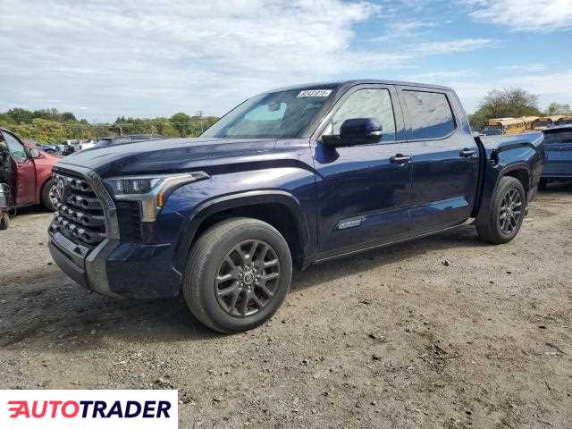 Toyota Tundra 2022 3