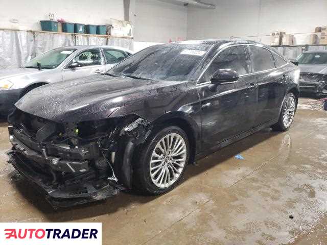 Toyota Avalon 2.0 hybrydowy 2020r. (ELGIN)