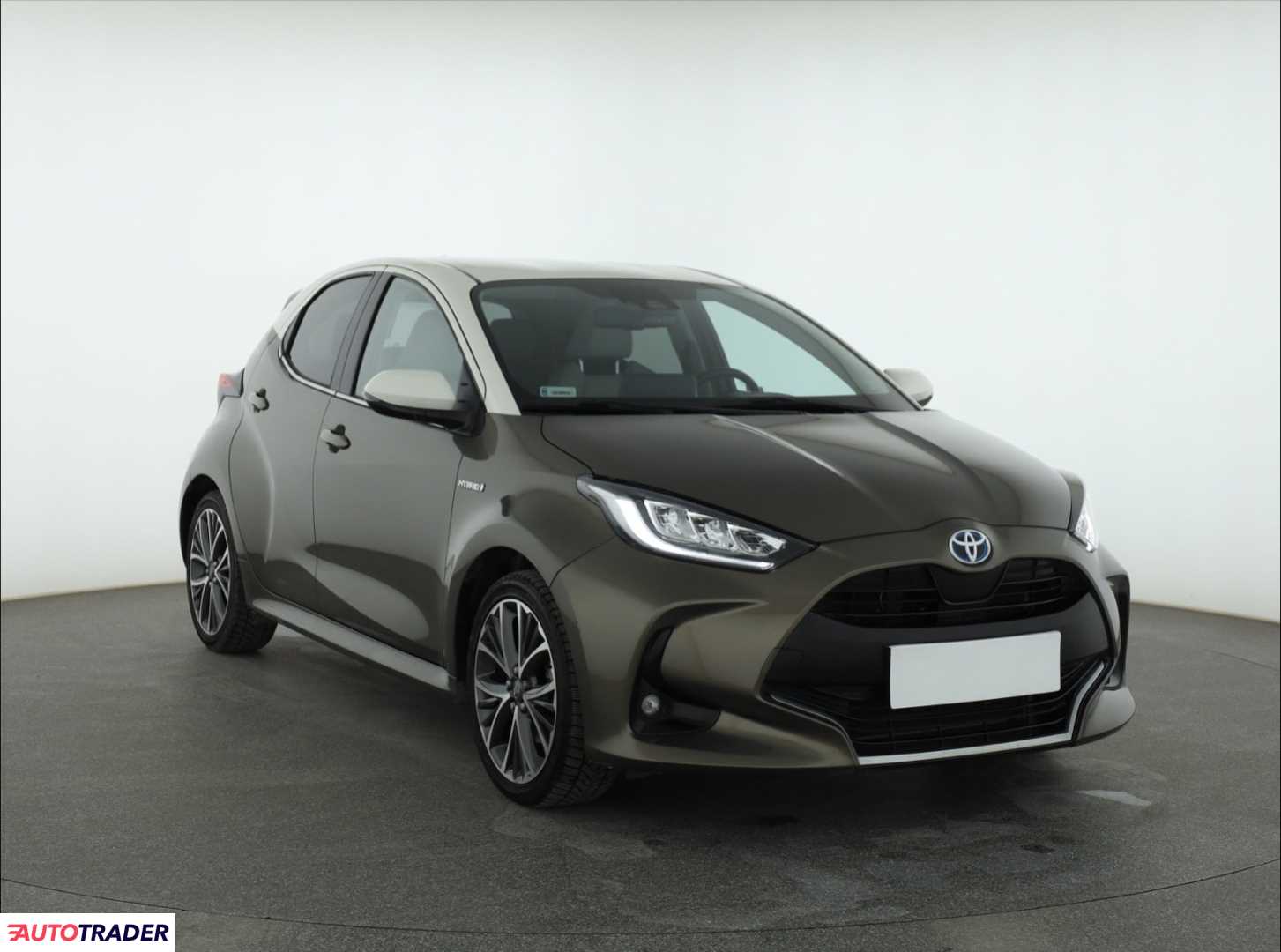 Toyota Yaris 2021 1.5 113 KM