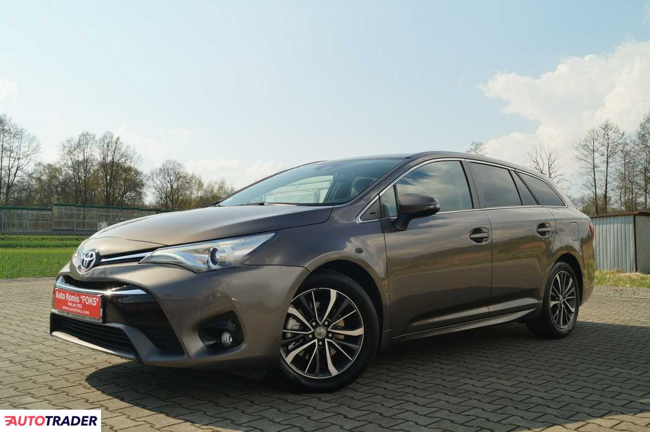 Toyota Avensis 2017 2.0 143 KM