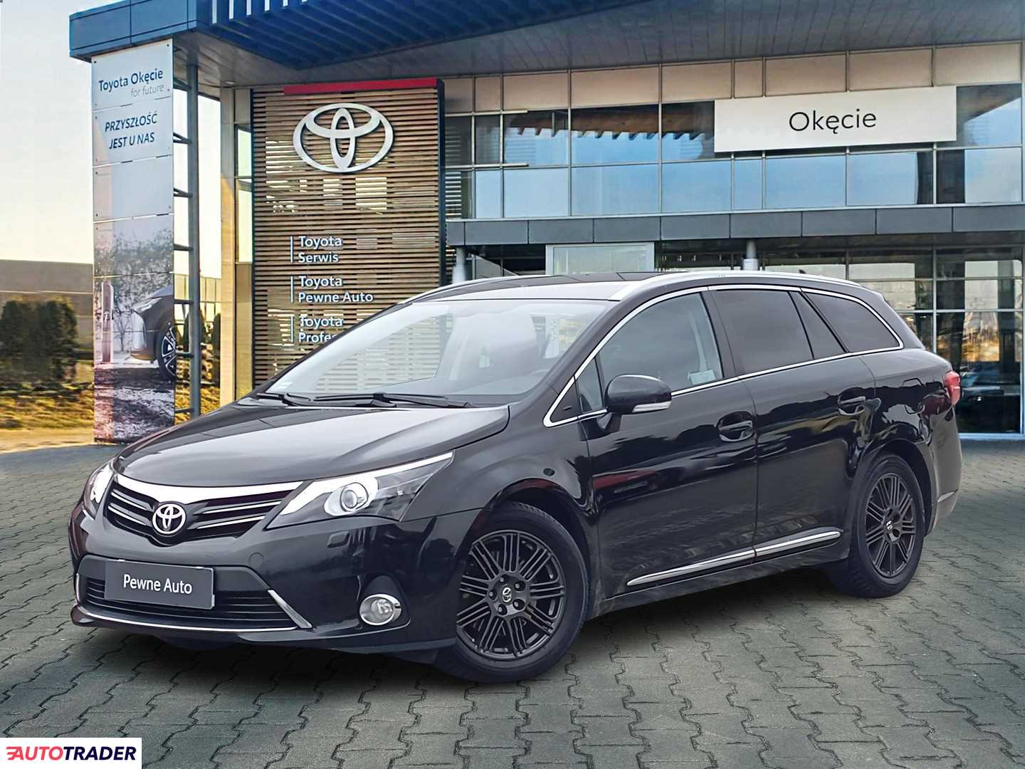 Toyota Avensis 2014 2.2 150 KM