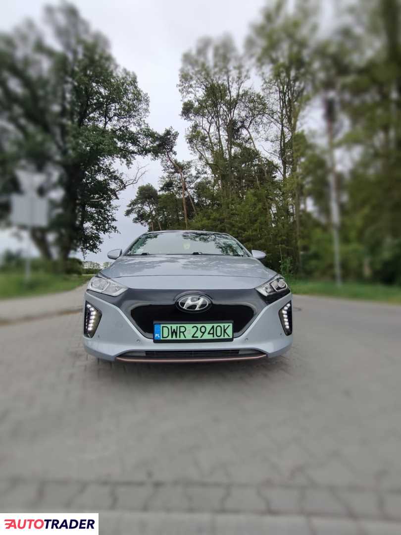 Hyundai IONIQ Electric 2018 120 KM Hyundai IONIQ Electric 2018 120 KM