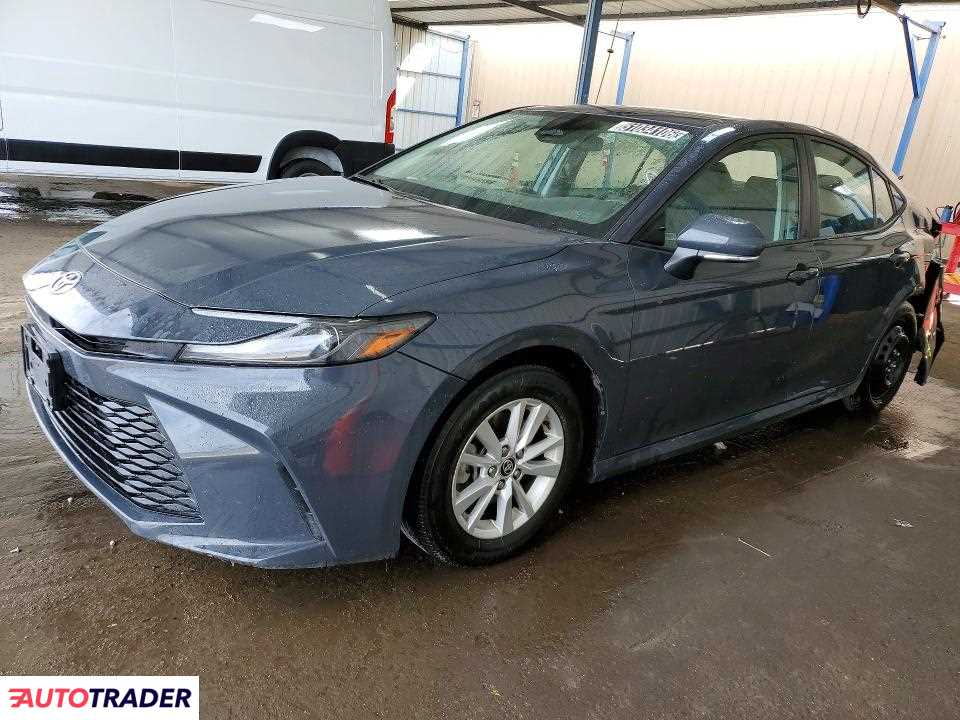 Toyota Camry 2025 2