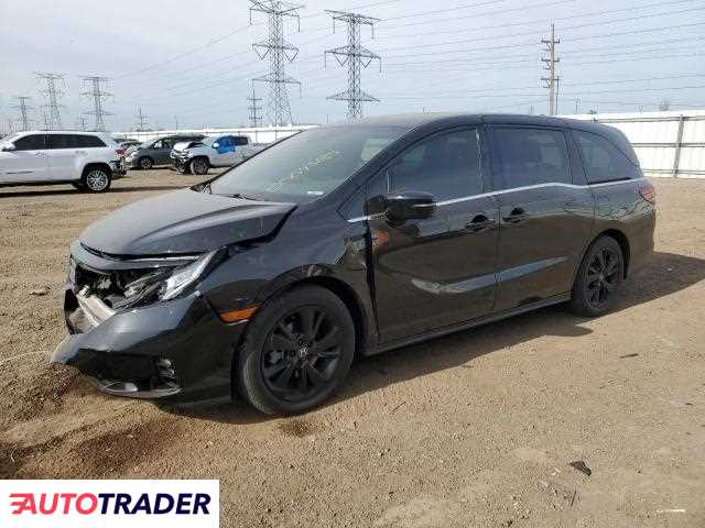 Honda Odyssey 2023 3