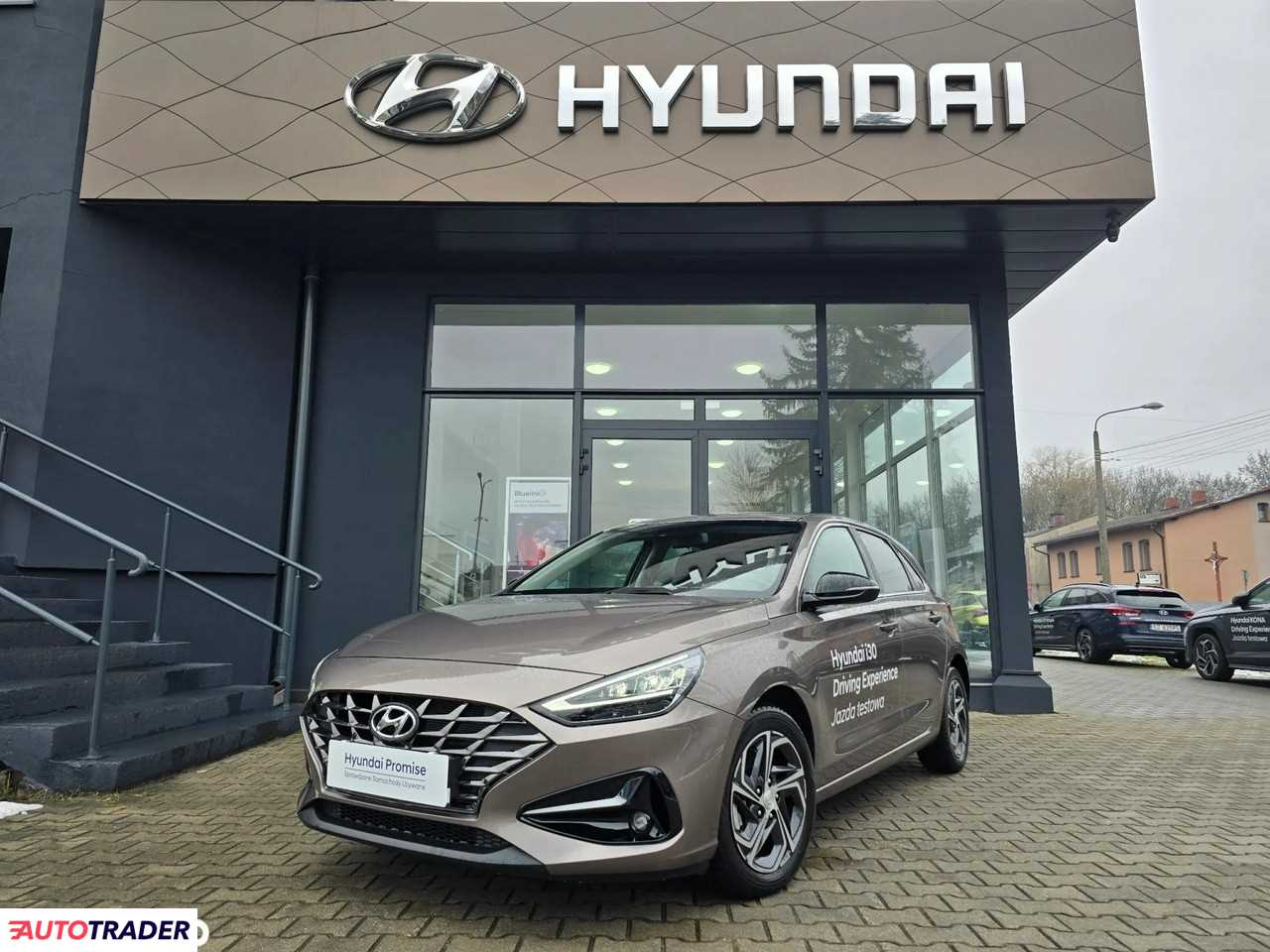 Hyundai i30 2023 1.0 120 KM