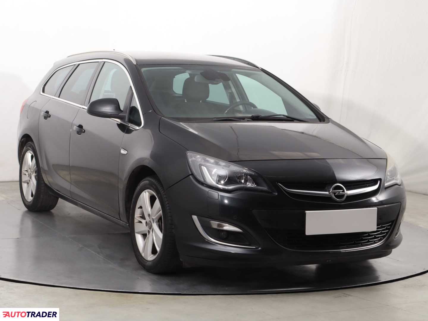 Opel Astra 2012 1.6 177 KM