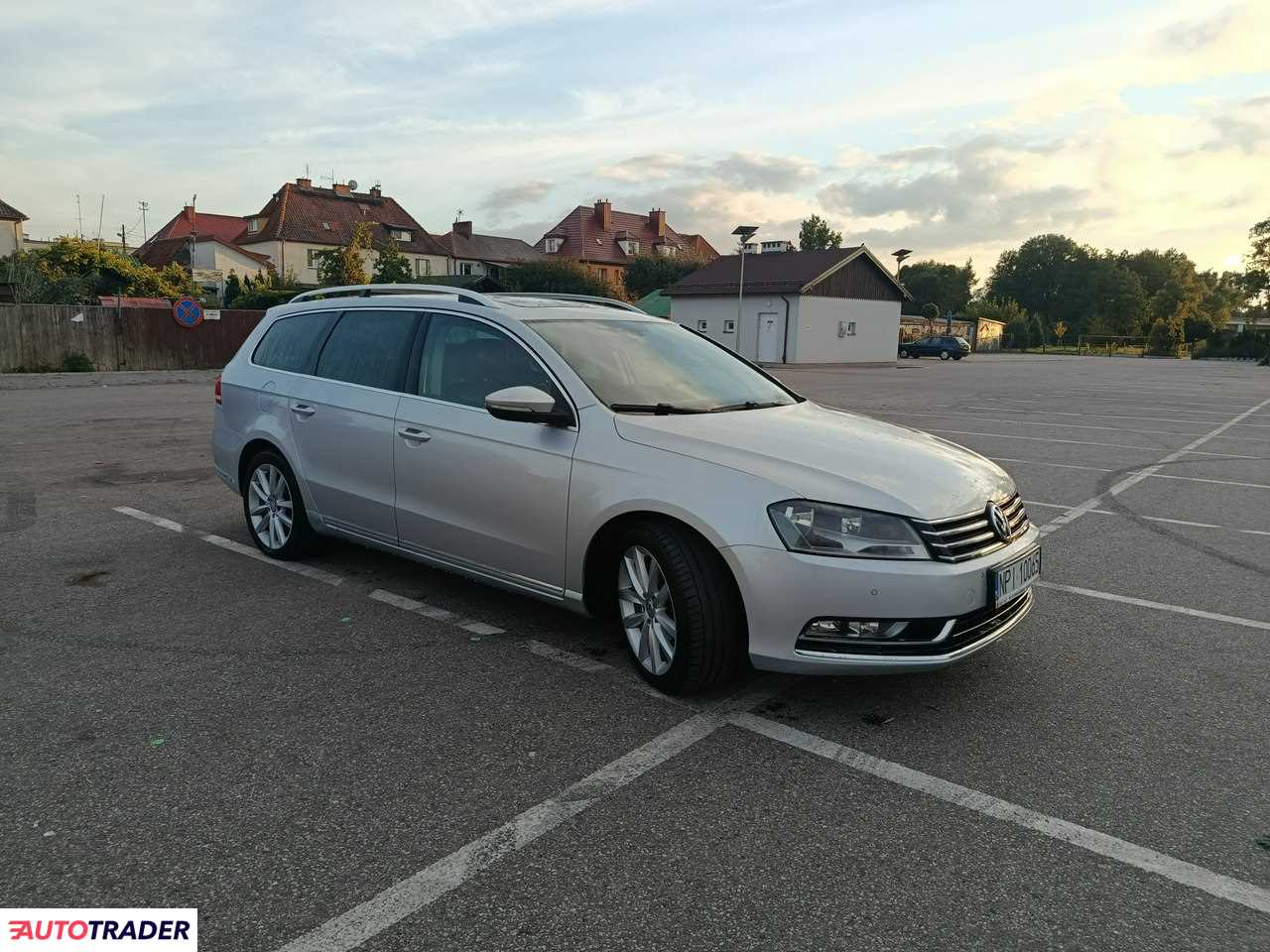 Volkswagen Passat 2011 2.0 140 KM