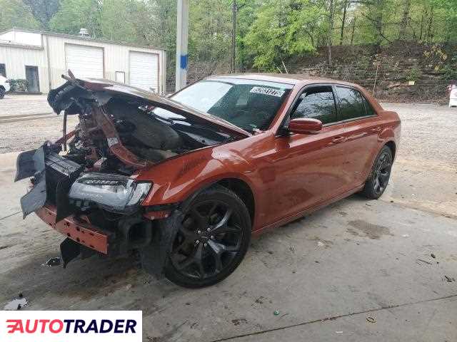 Chrysler 300C 2021 3