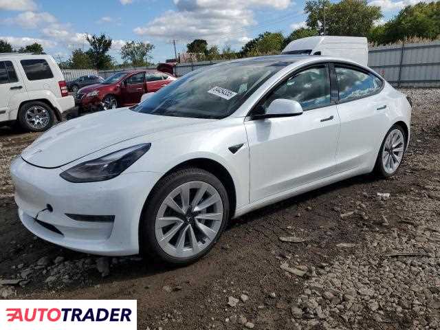 Tesla Model 3 2022