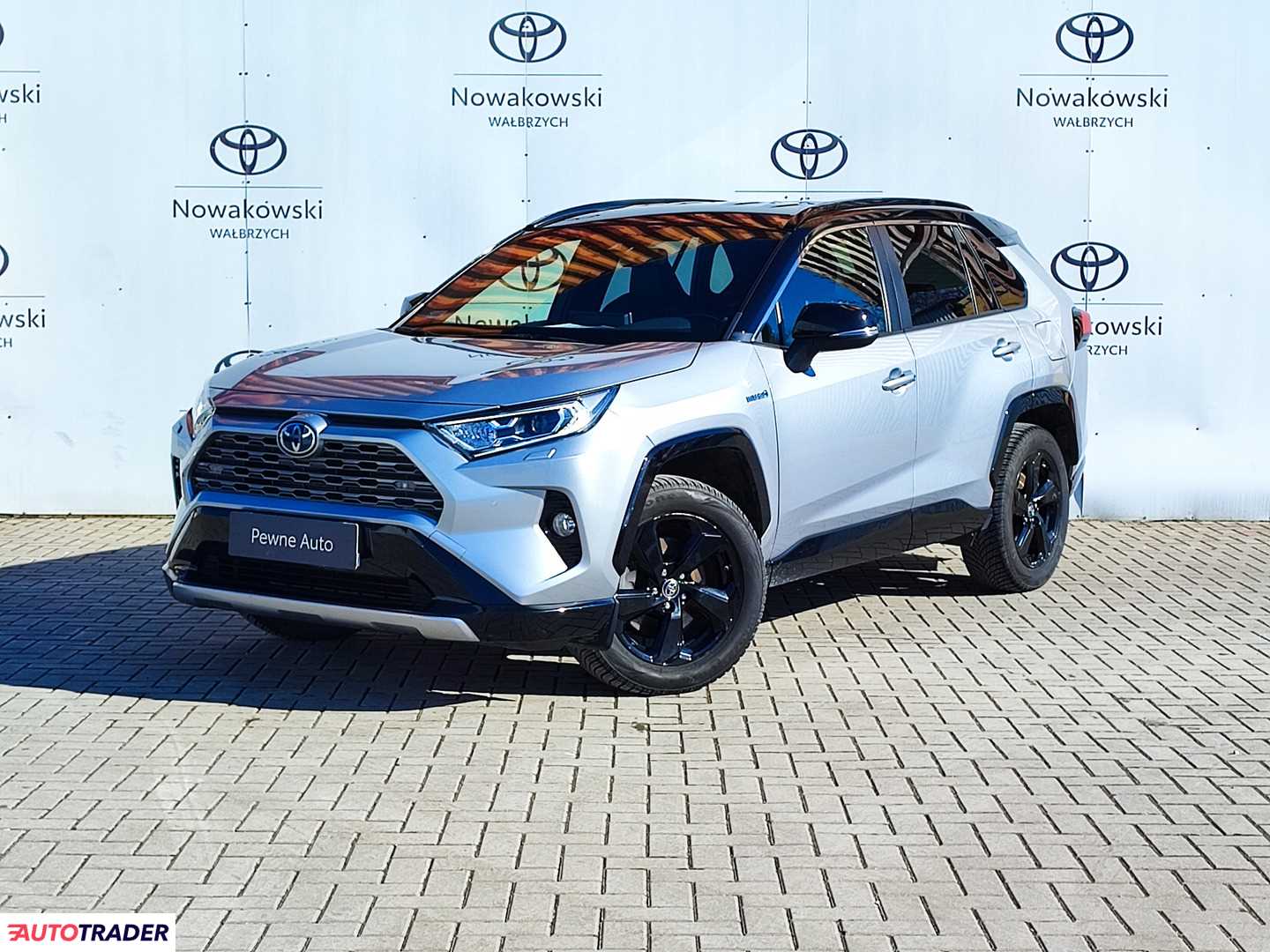Toyota RAV 4 2021 2.5 222 KM